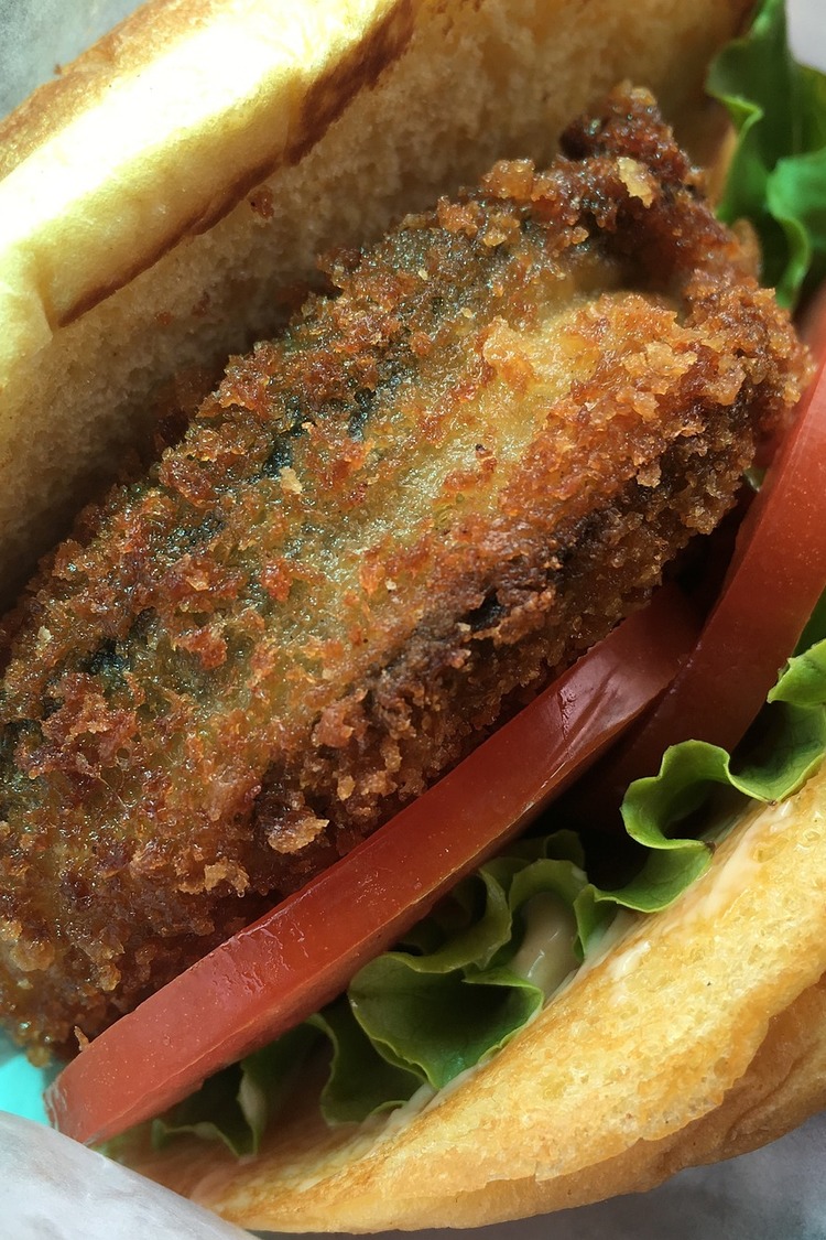 Burgers Recipe - Fried Eggplant Burgers with Tomato and Lettuce