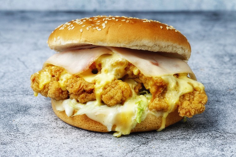 Breaded Chicken Burger with Cheese