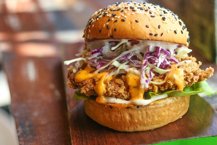 Burgers Recipe - Fried Chicken Cheeseburger with Mayo, Lettuce and Cabbage